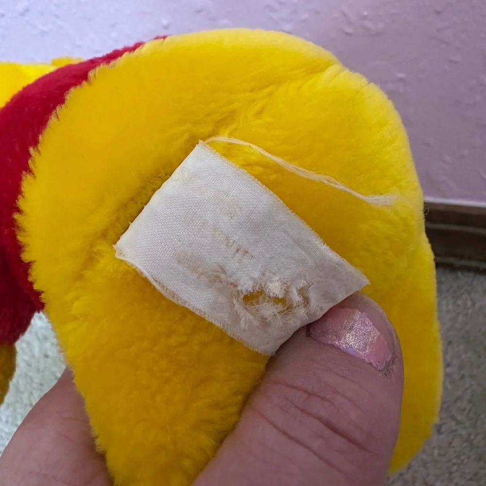 Vintage Winnie The Pooh Sears Walt Disney World Small 6” Plush Bear